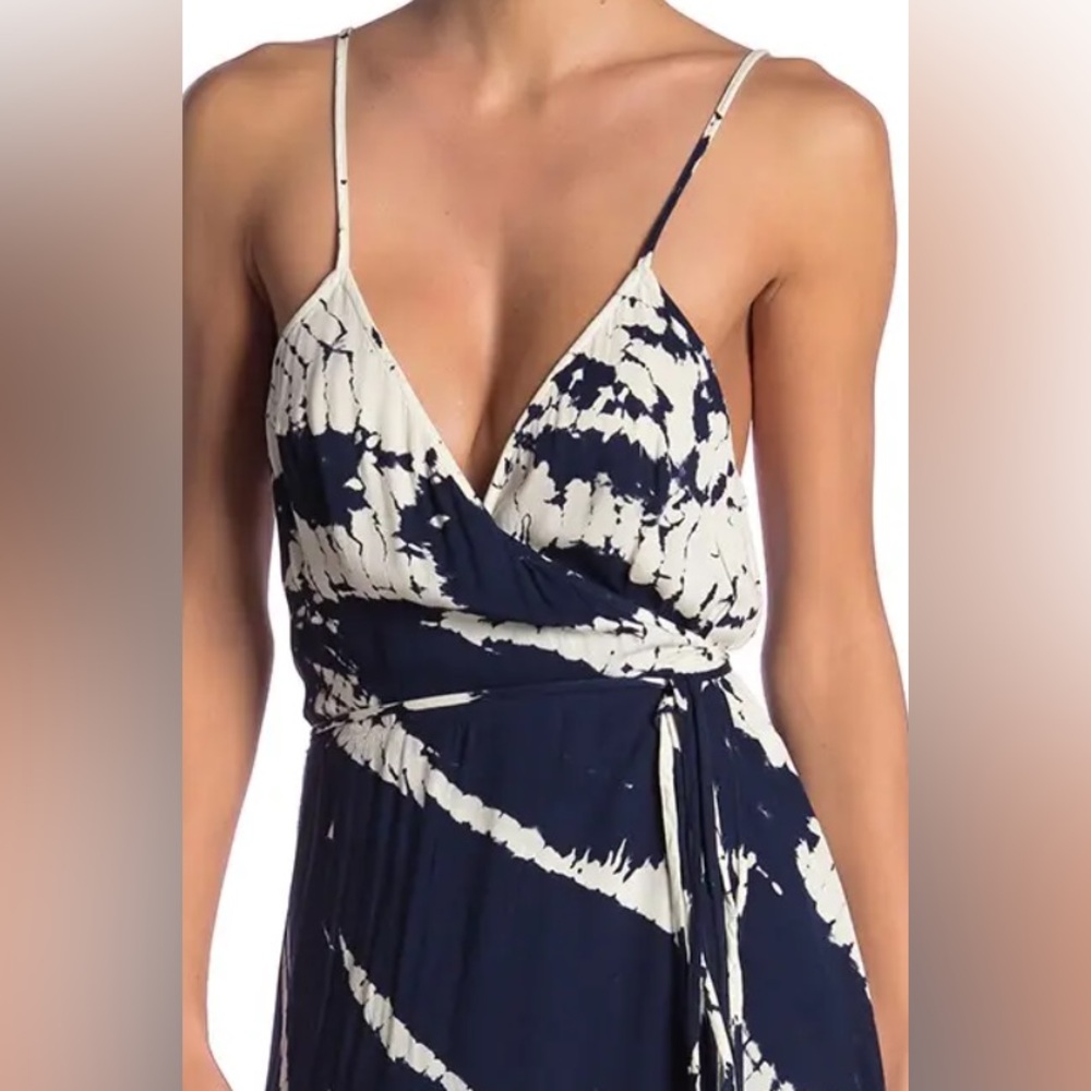 Halter tie dress | blue and white tie dye pattern